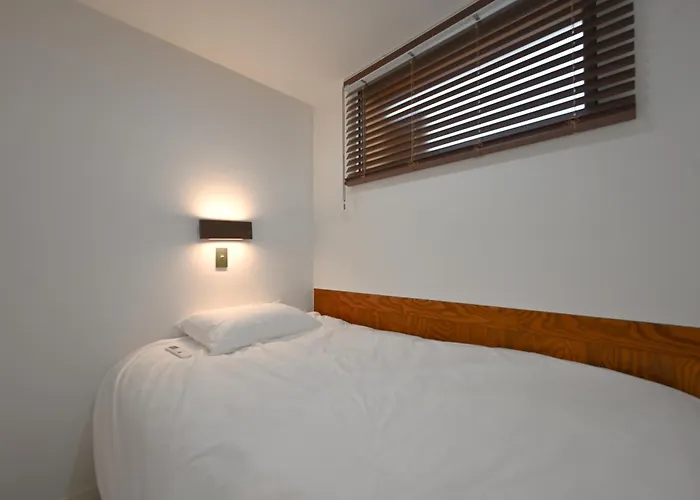 Still Wood Mapo Hanok - Entire 100-year Hanok, Sleeps 11 Holiday home *